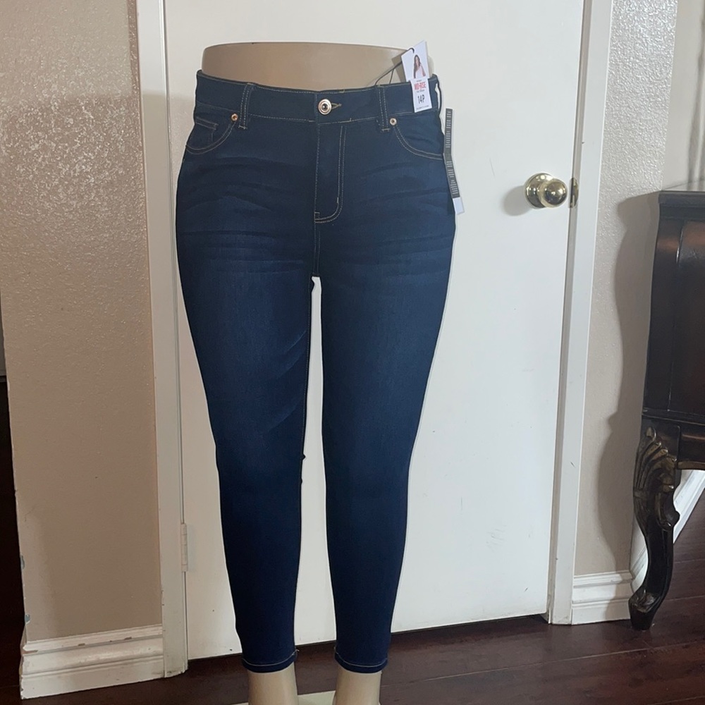Celebrity Pink Jeans 👖 plus size petite